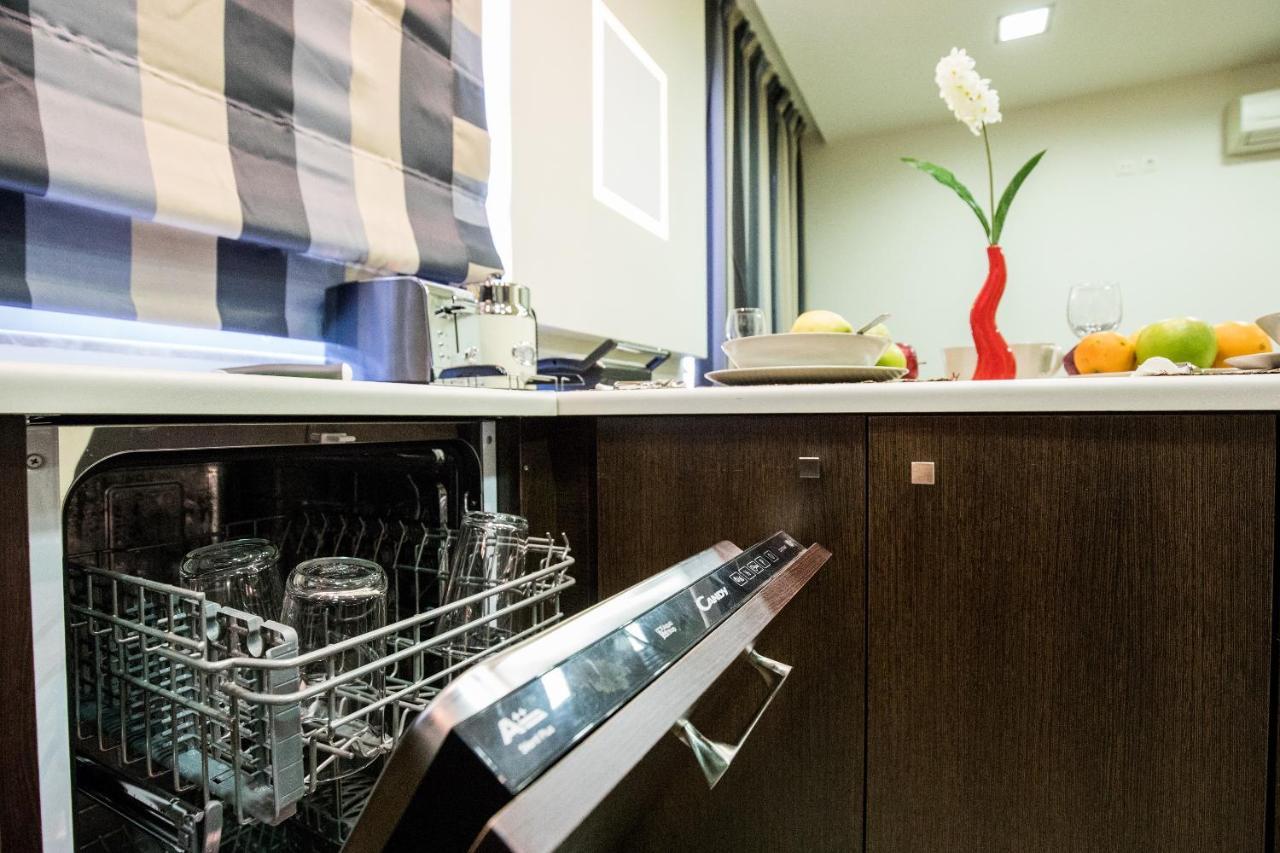 Rhodes Central Suite Rhodes City Esterno foto
