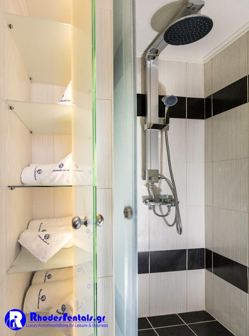 Rhodes Central Suite Rhodes City Esterno foto